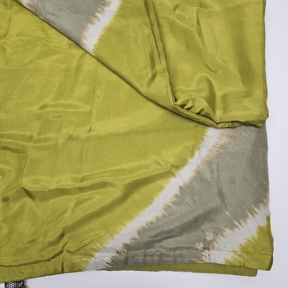 Florabella Throw Saffron Ikat Tie Dye SIlk  Linen Backed Tassels 42 x 70 - Picture 8 of 12